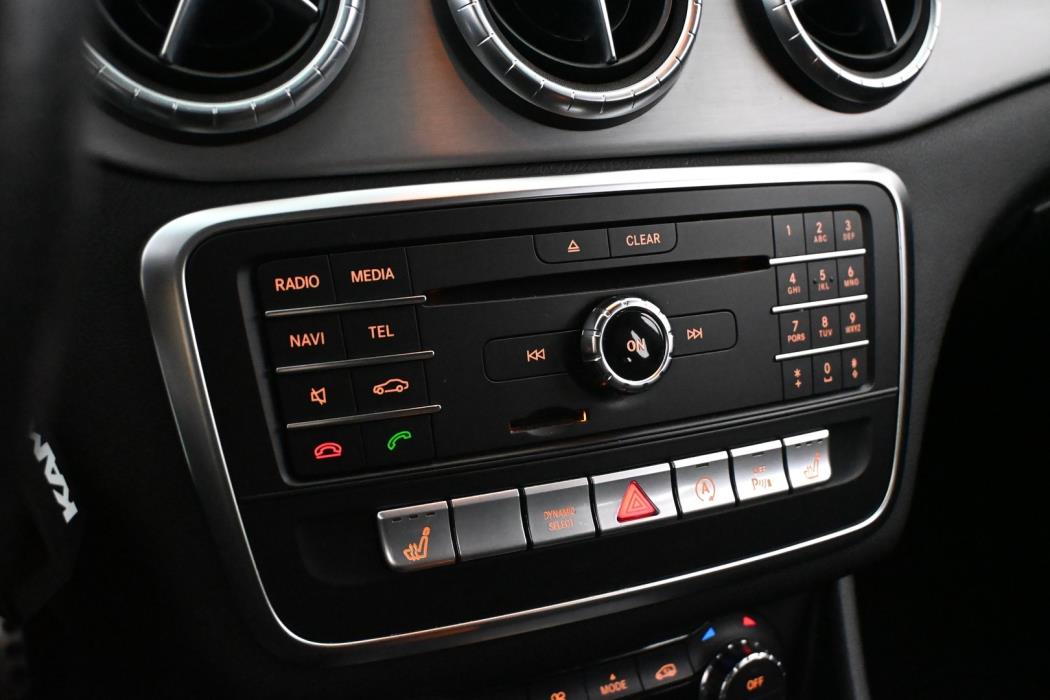 MERCEDES-BENZ CLA 2017