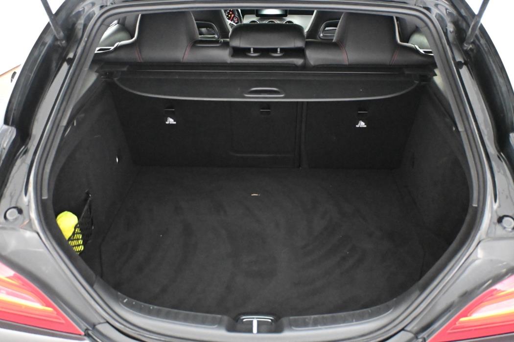 MERCEDES-BENZ CLA 2017