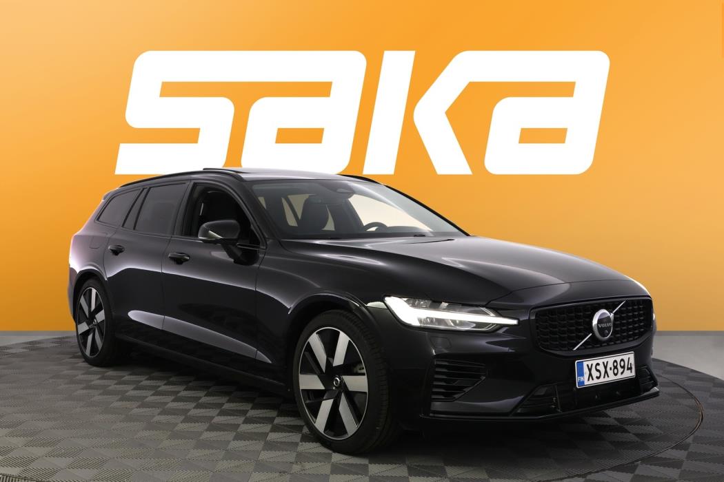 VOLVO V60 2025