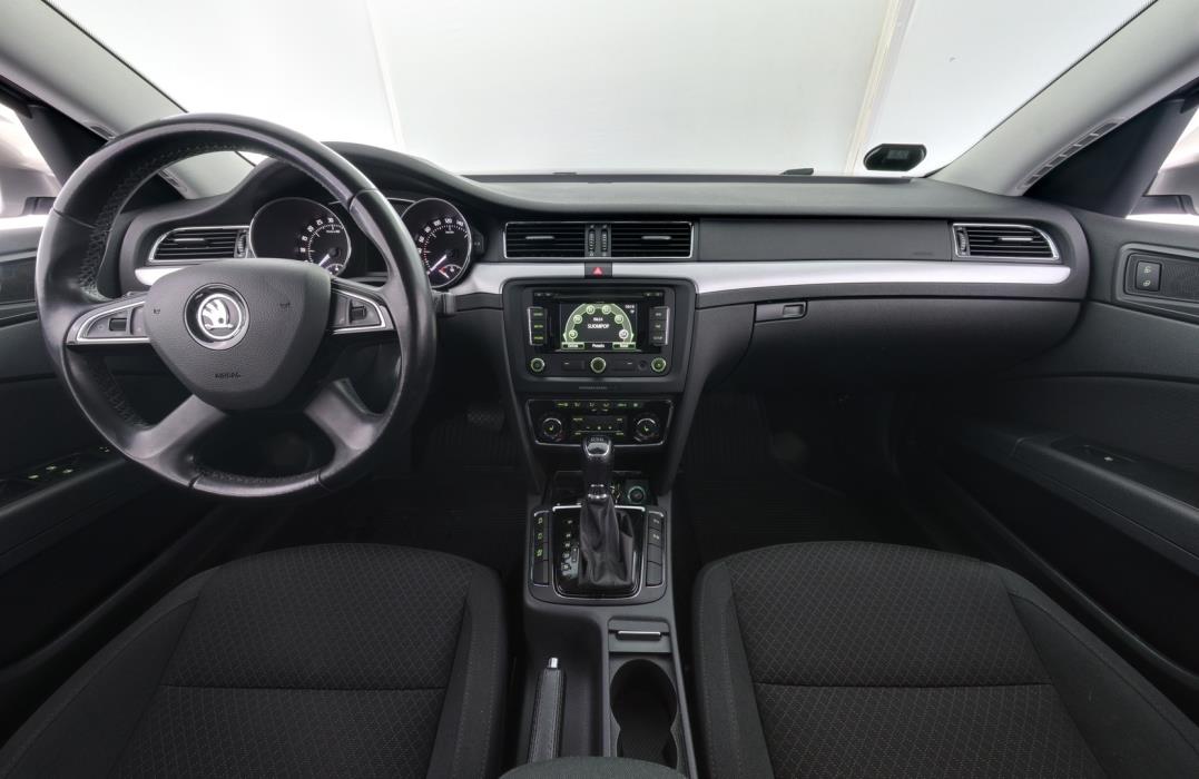 SKODA Superb 2014