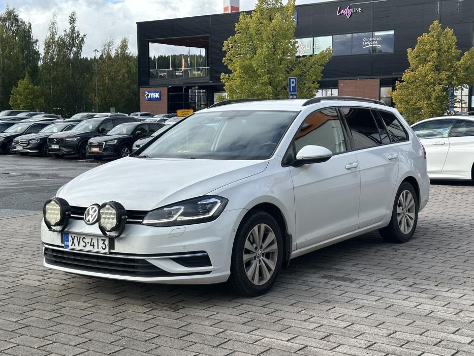 VOLKSWAGEN Golf 2019