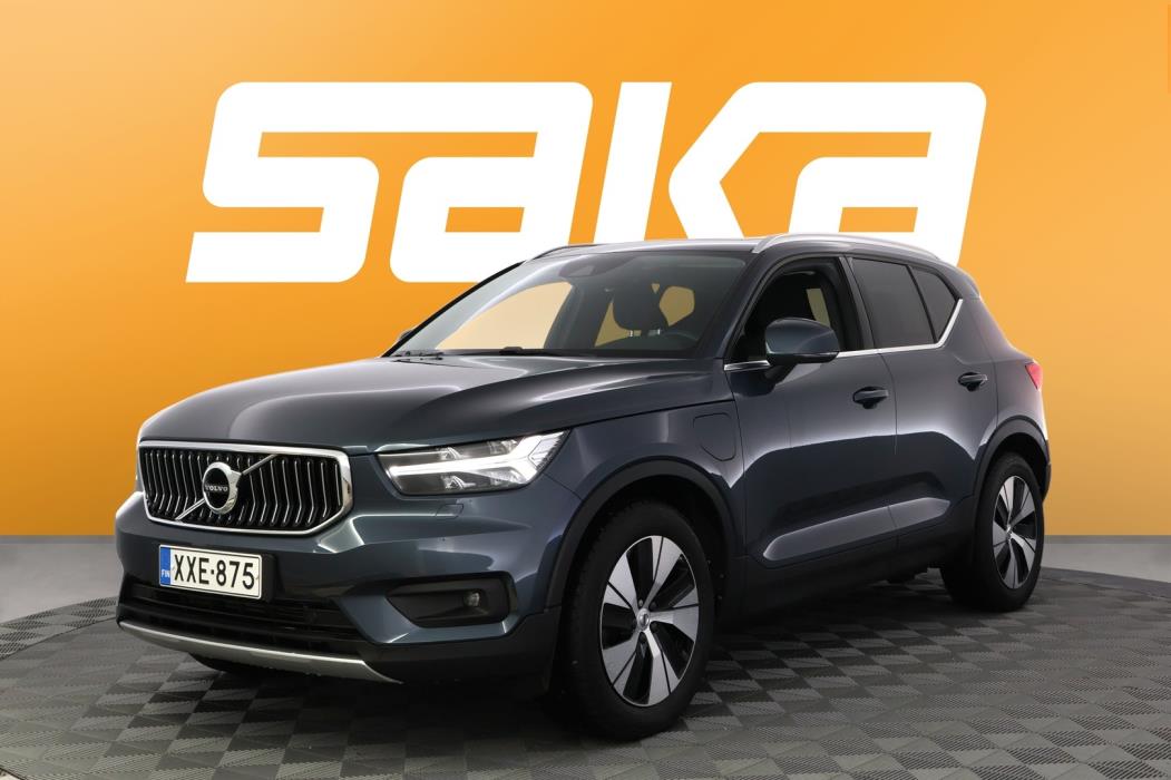 VOLVO XC40 2021