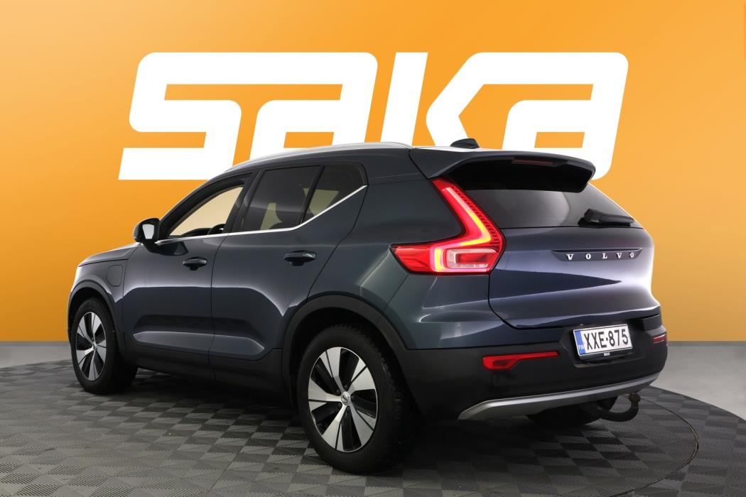 VOLVO XC40 2021