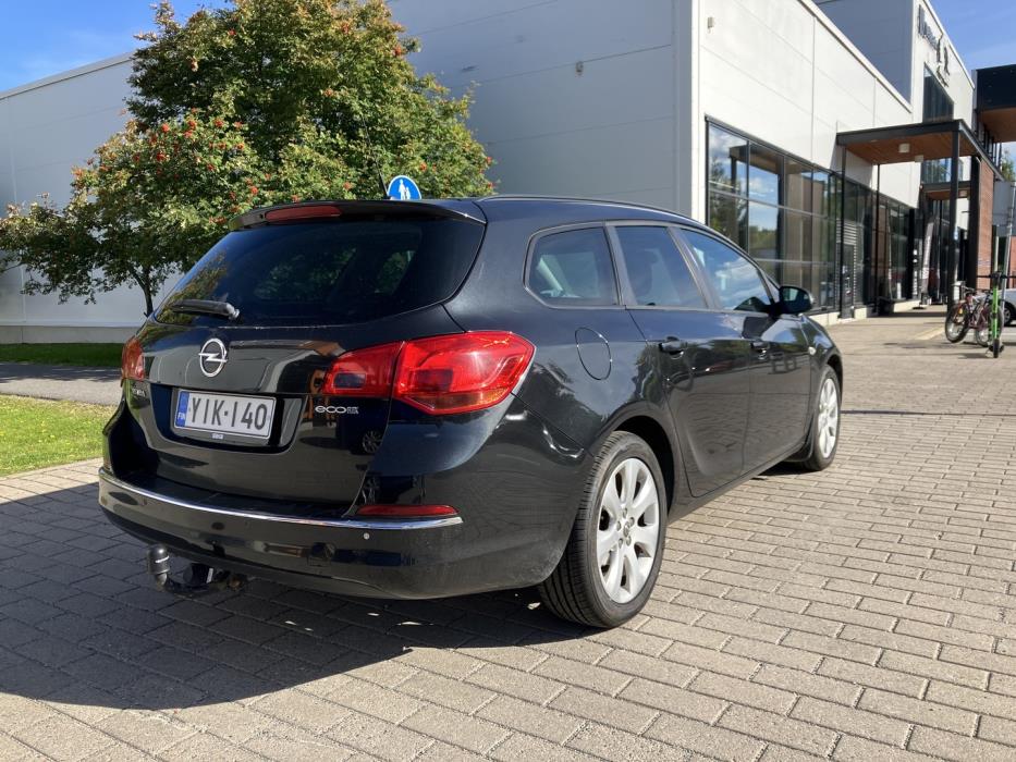 OPEL Astra 2014