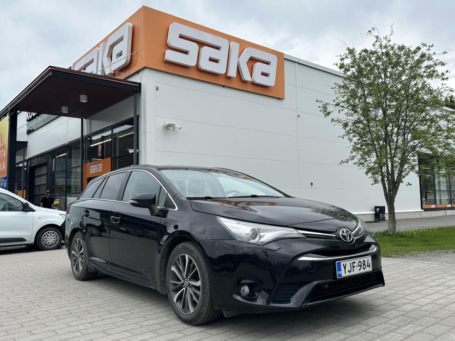 TOYOTA Avensis 2016