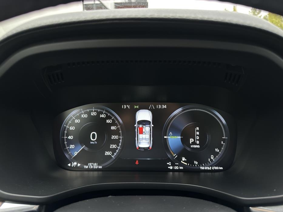 VOLVO XC60 2019