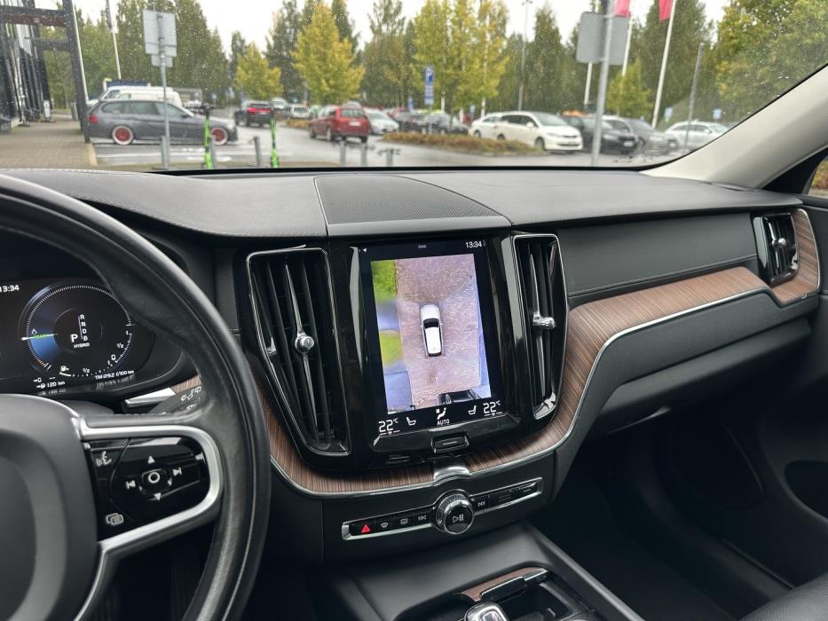 VOLVO XC60 2019