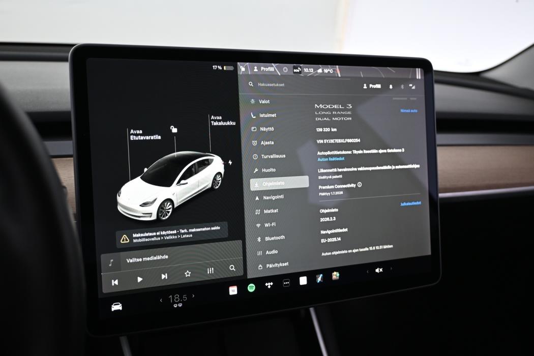 TESLA Model 3 2020