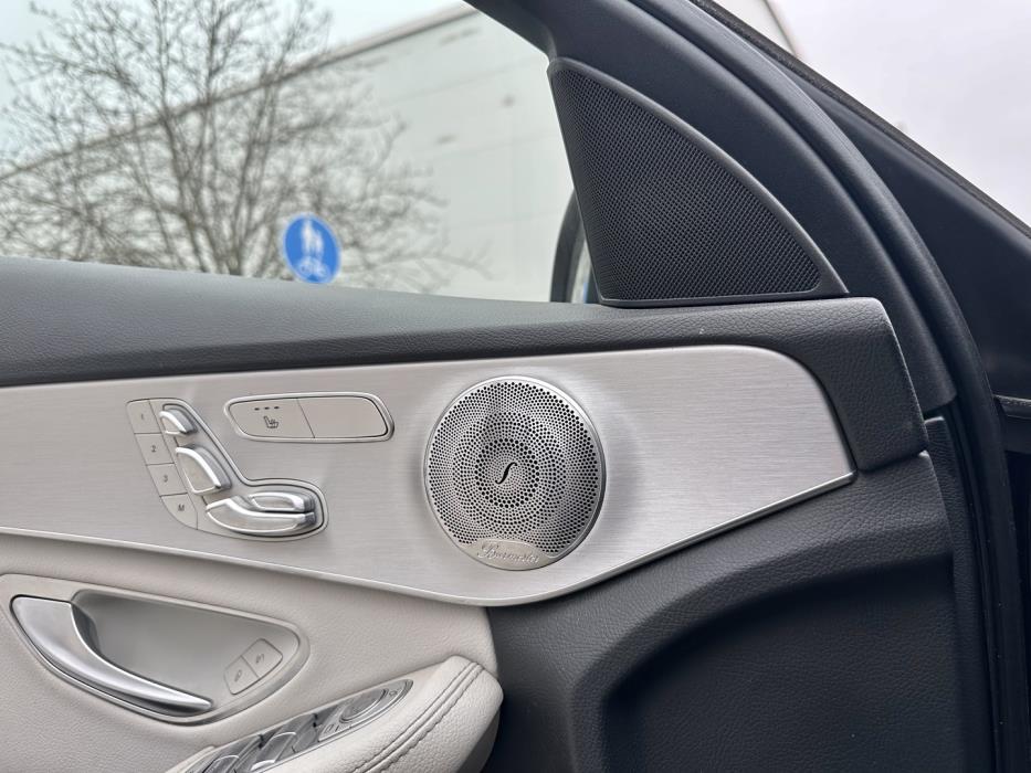 MERCEDES-BENZ C 2017