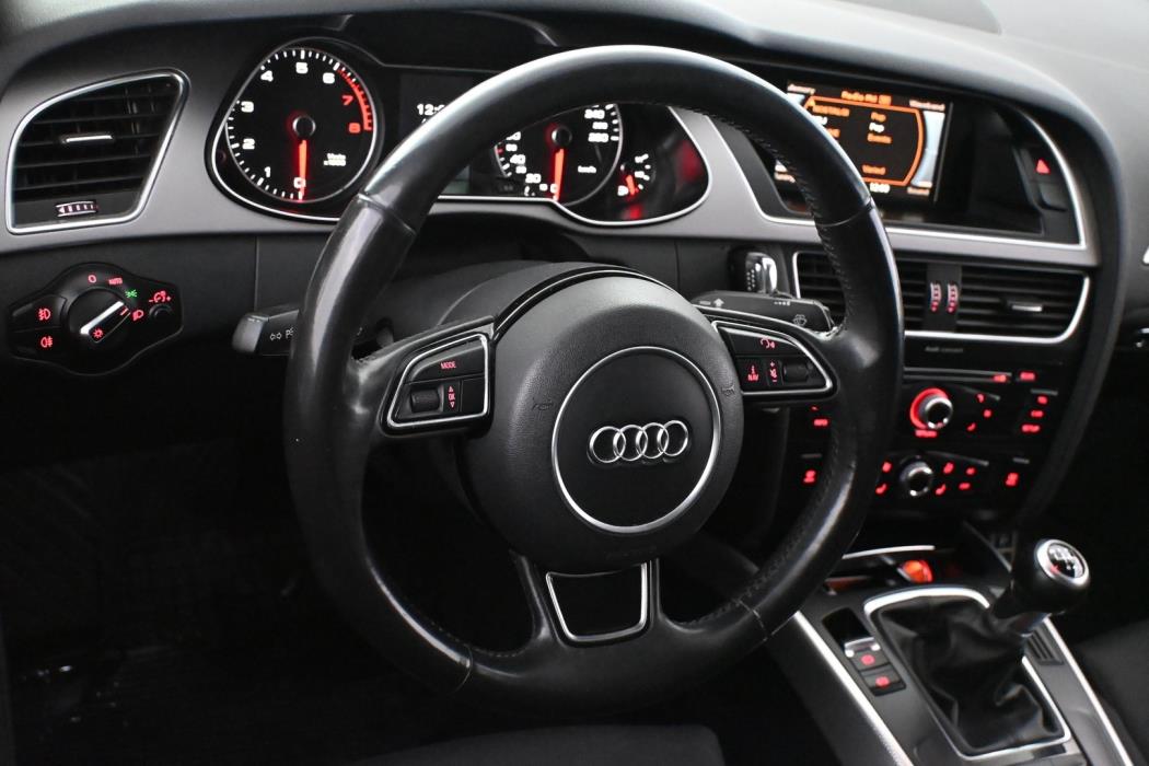 AUDI A4 2014