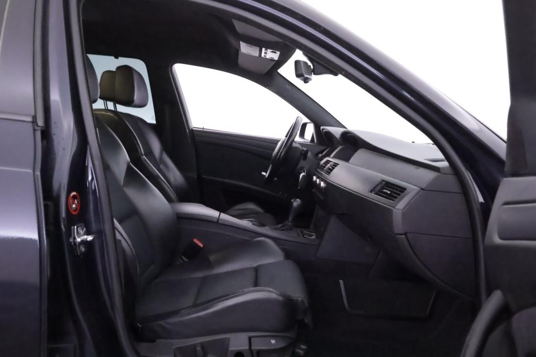 BMW 525 2006