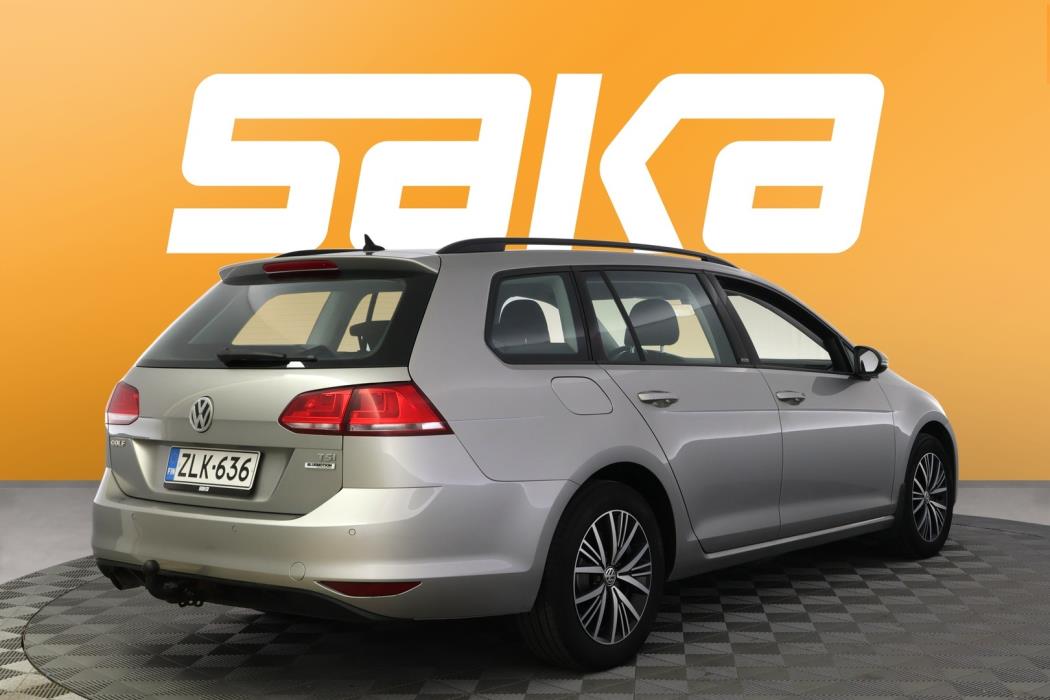 VOLKSWAGEN Golf 2017