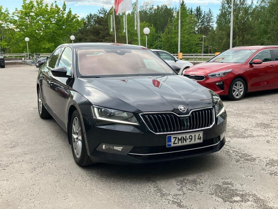 SKODA Superb 2019