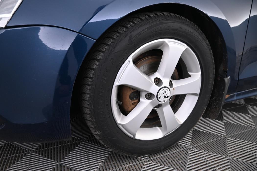 VOLKSWAGEN Jetta 2011