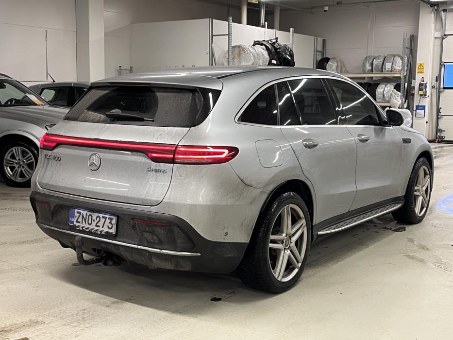 MERCEDES-BENZ EQC 2021
