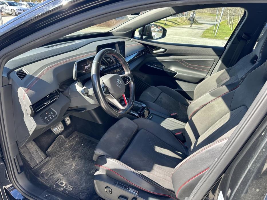 VOLKSWAGEN ID.5 2023