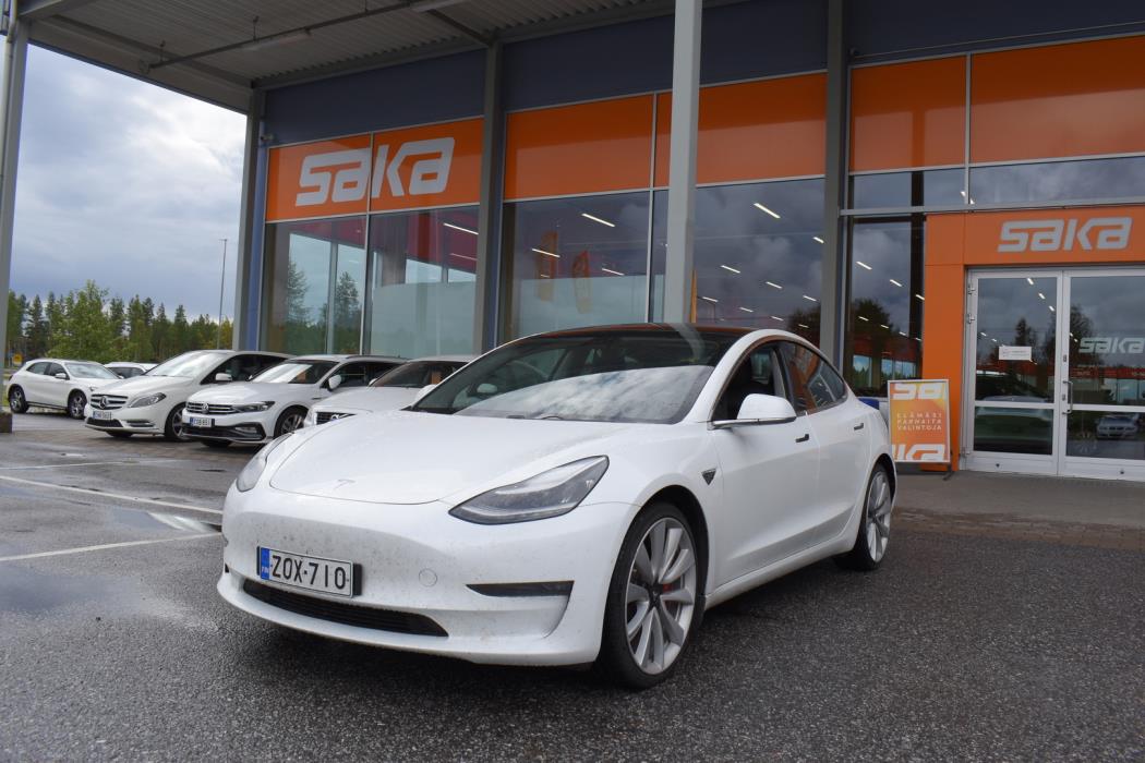 TESLA Model 3 2019