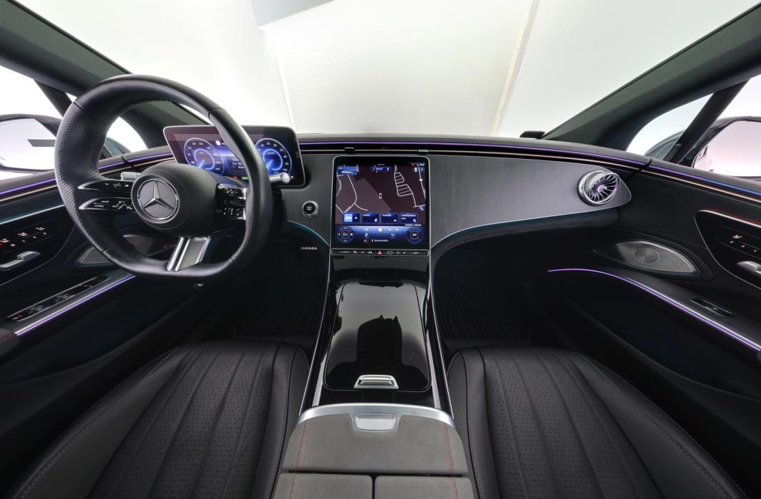 MERCEDES-BENZ EQS 2023