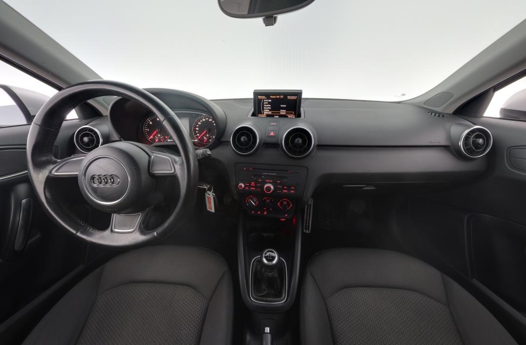 AUDI A1 2011