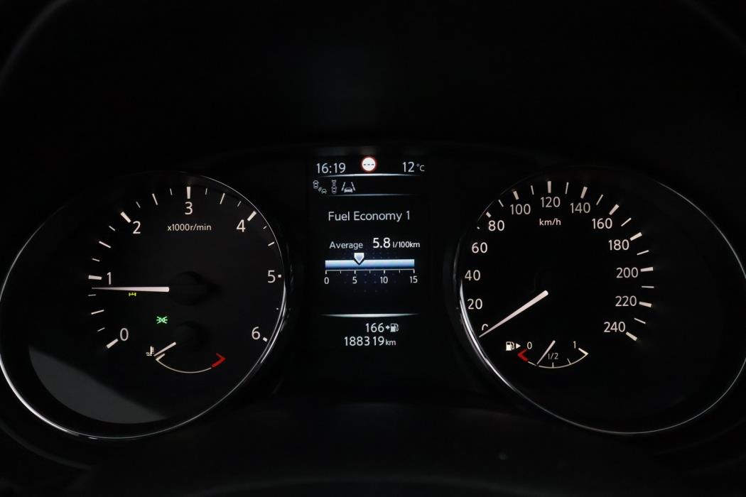 NISSAN Qashqai 2014