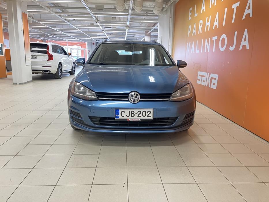 VOLKSWAGEN Golf 2013