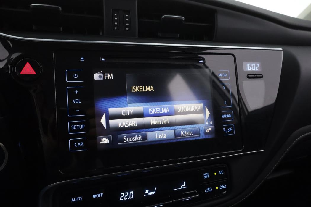 TOYOTA Auris 2017