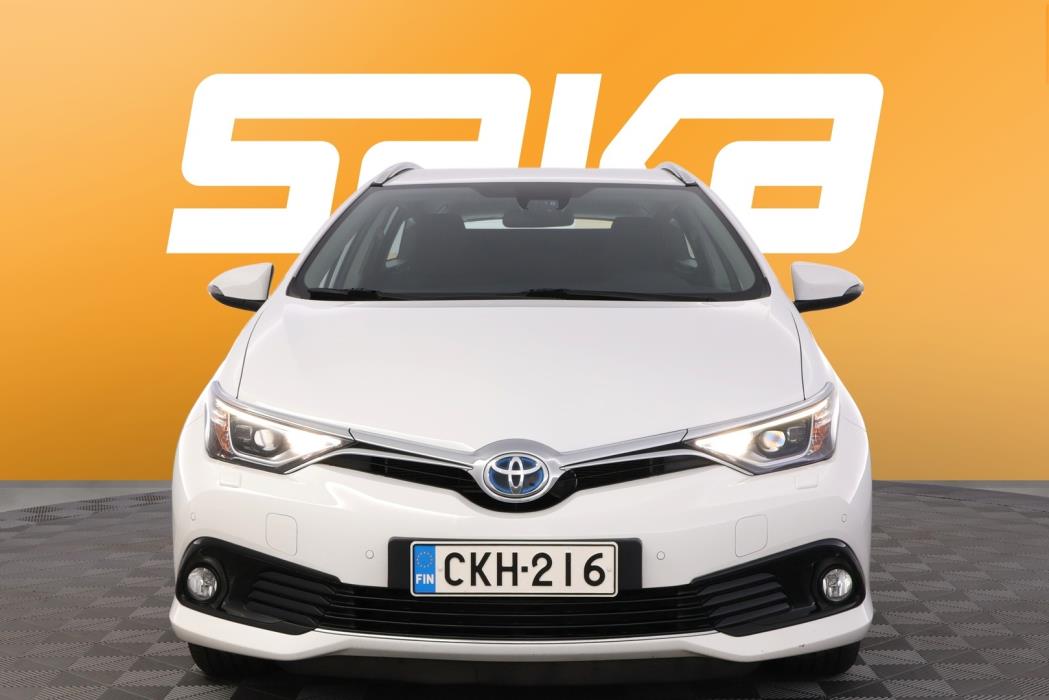 TOYOTA Auris 2017