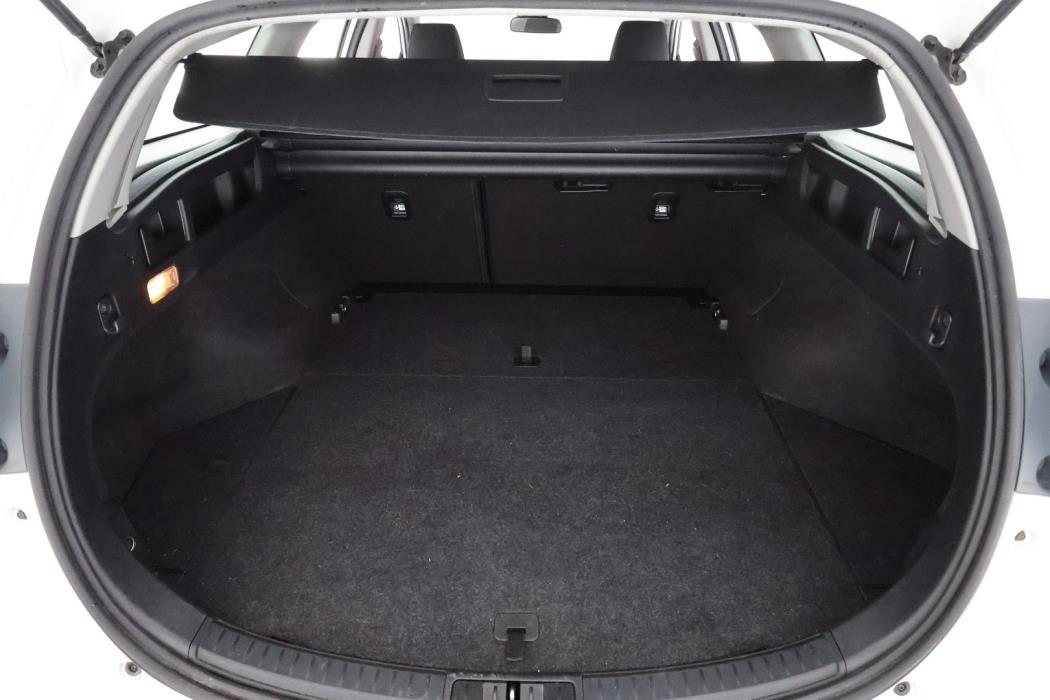 TOYOTA Auris 2017