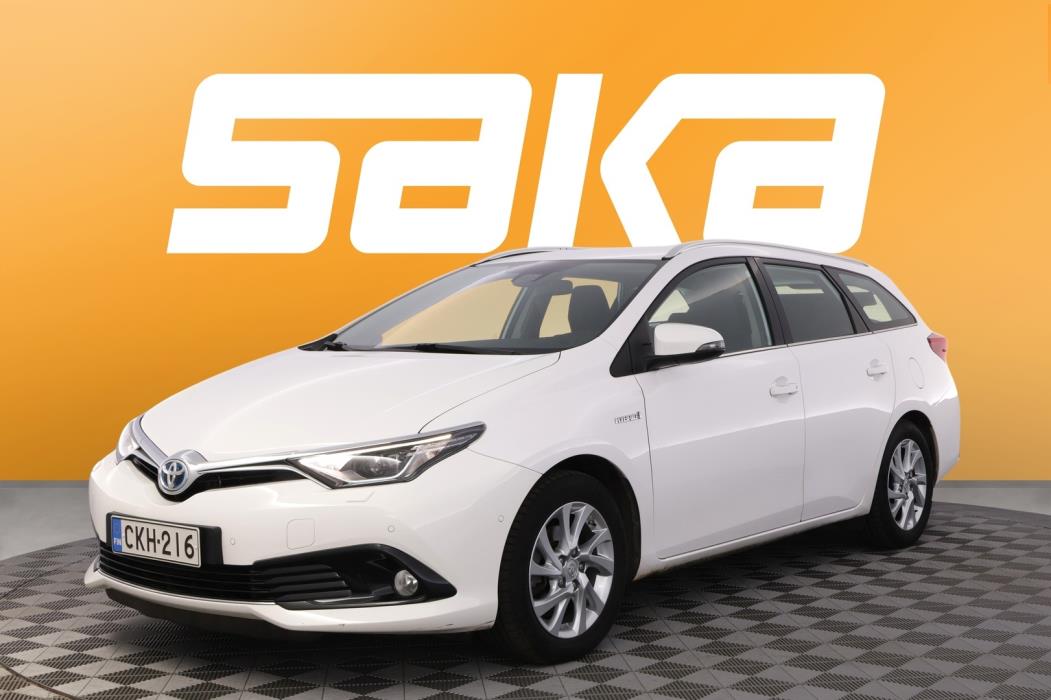 TOYOTA Auris 2017