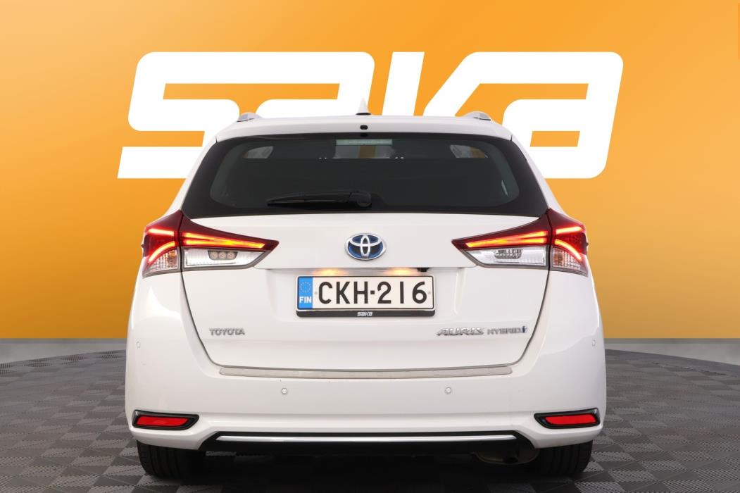 TOYOTA Auris 2017