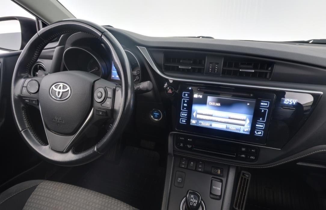 TOYOTA Auris 2018