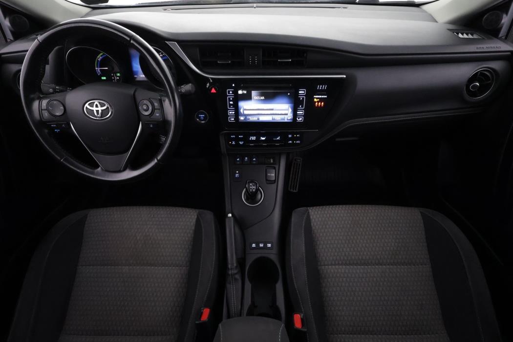 TOYOTA Auris 2018