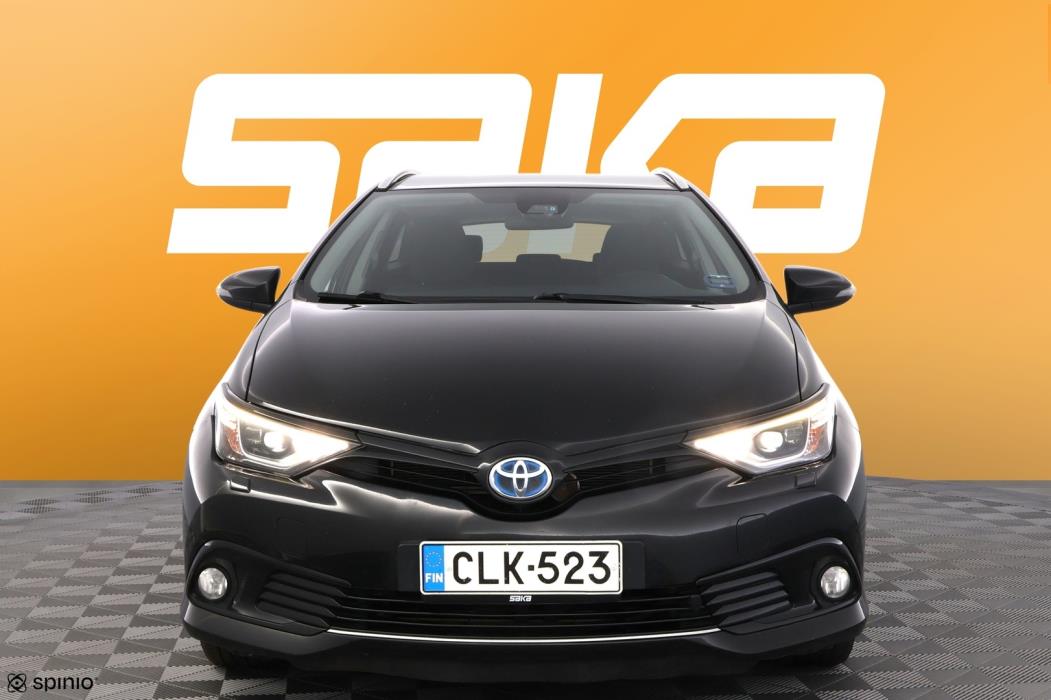 TOYOTA Auris 2018