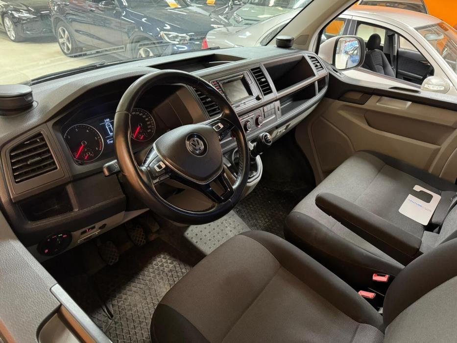 VOLKSWAGEN Transporter 2019