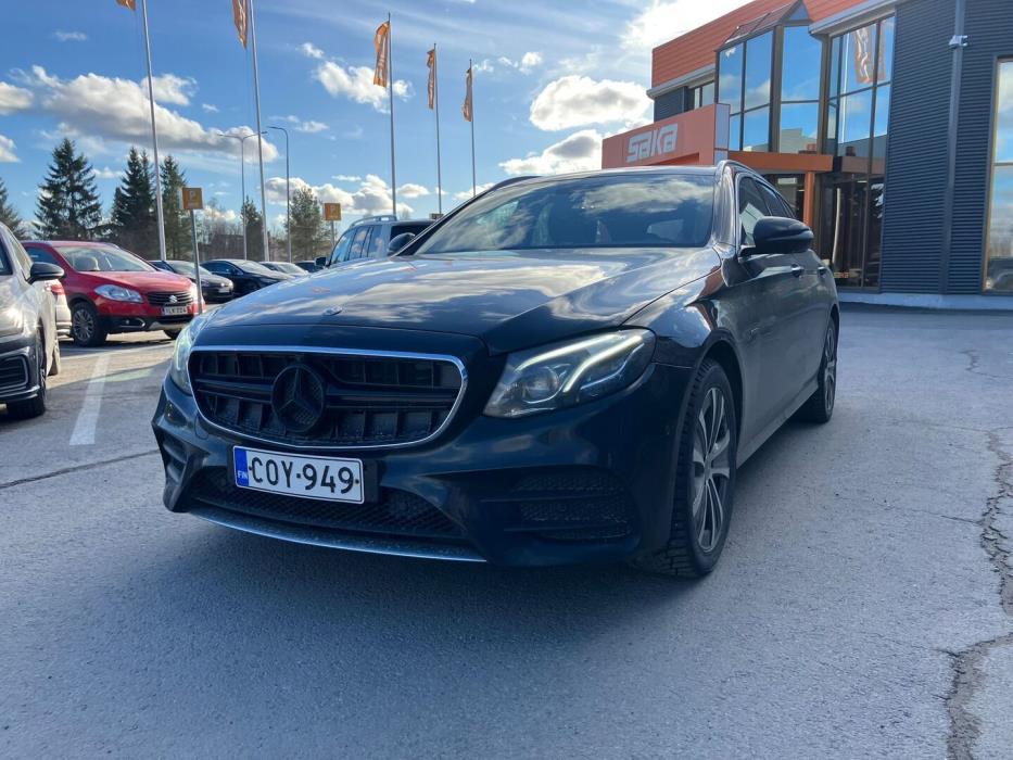MERCEDES-BENZ E 2020