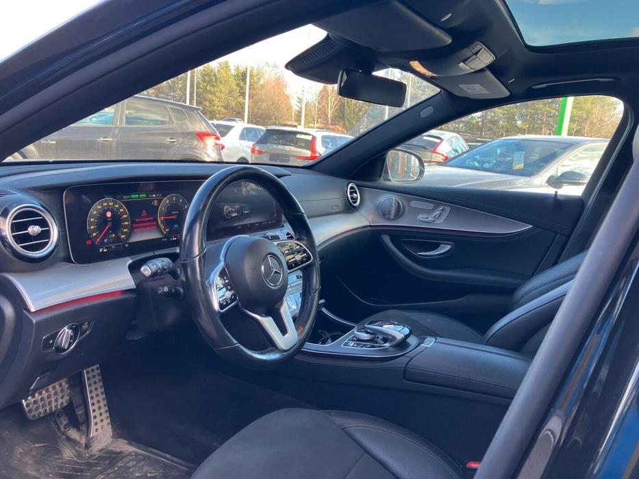 MERCEDES-BENZ E 2020