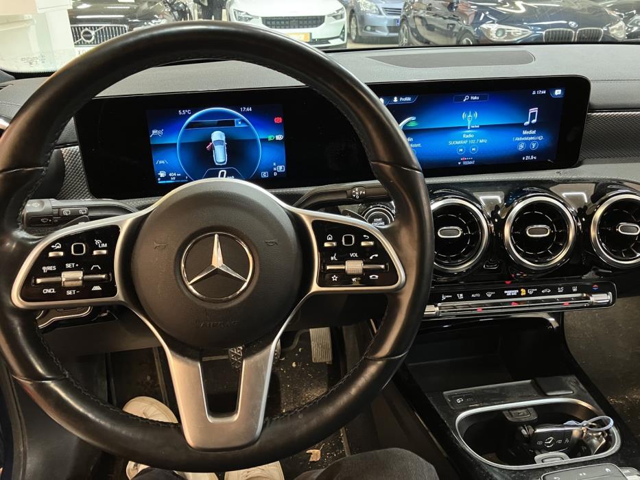 MERCEDES-BENZ CLA 2022