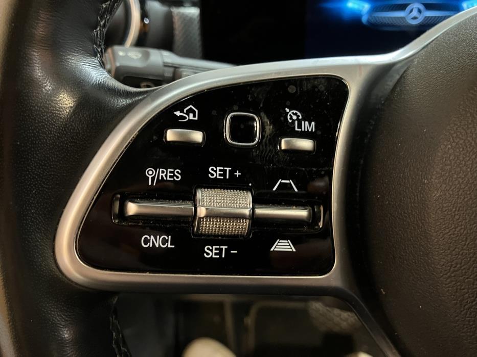 MERCEDES-BENZ CLA 2022