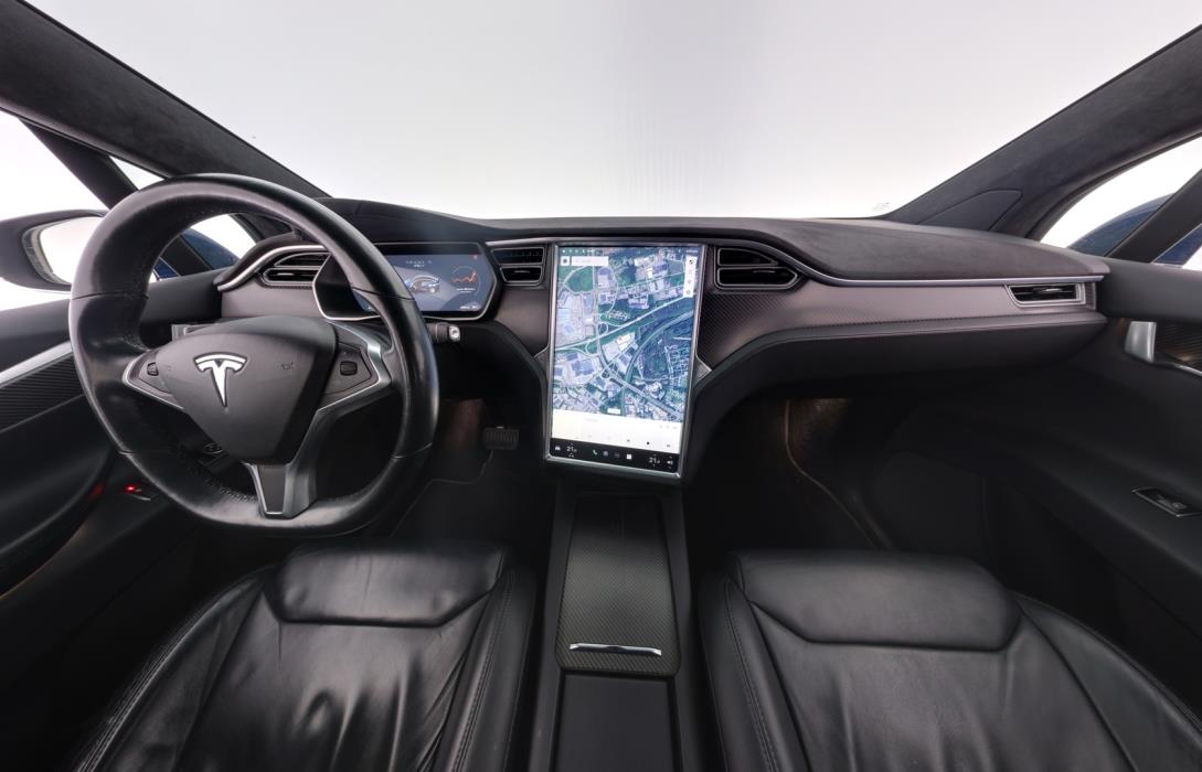 TESLA Model X 2017