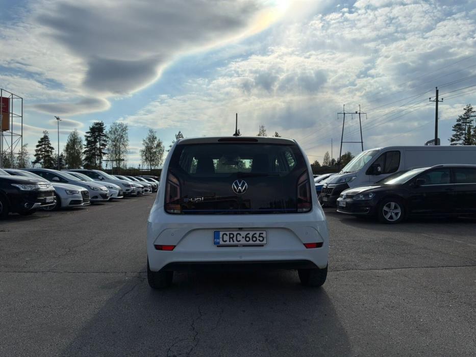 VOLKSWAGEN up! 2022