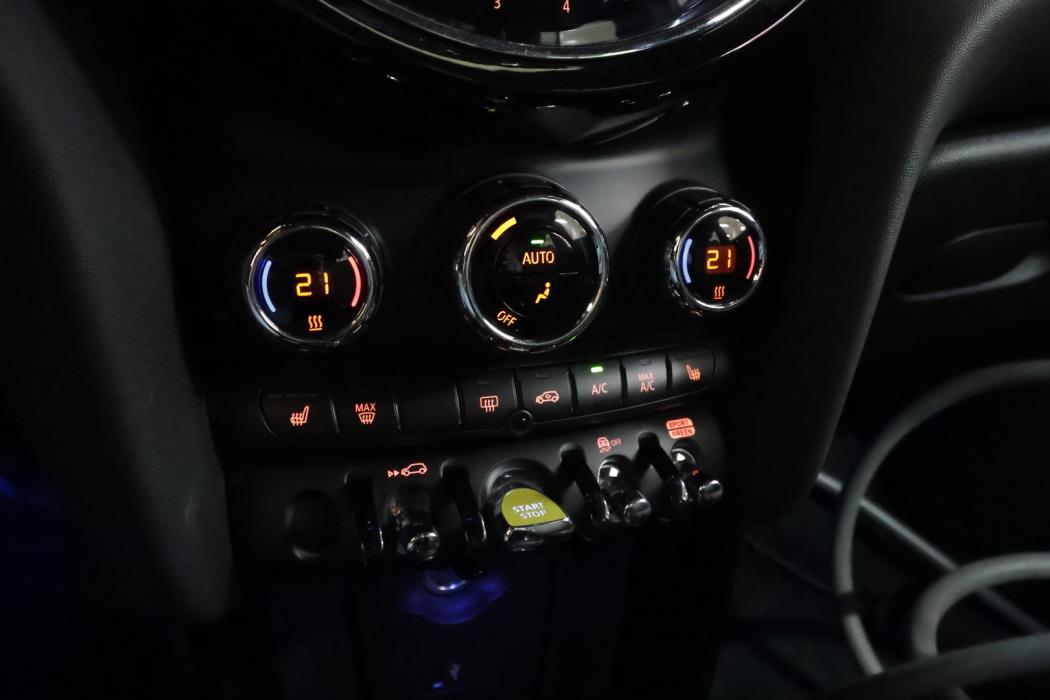 MINI Hatchback 2023