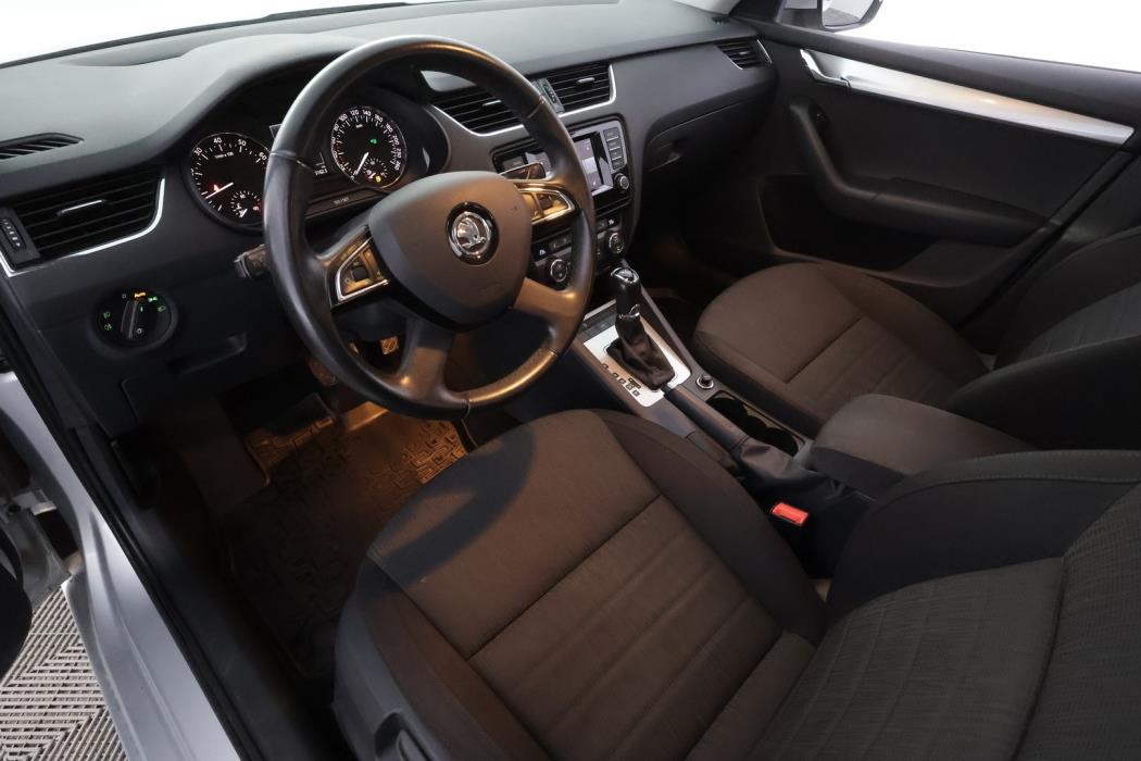 SKODA Octavia 2015