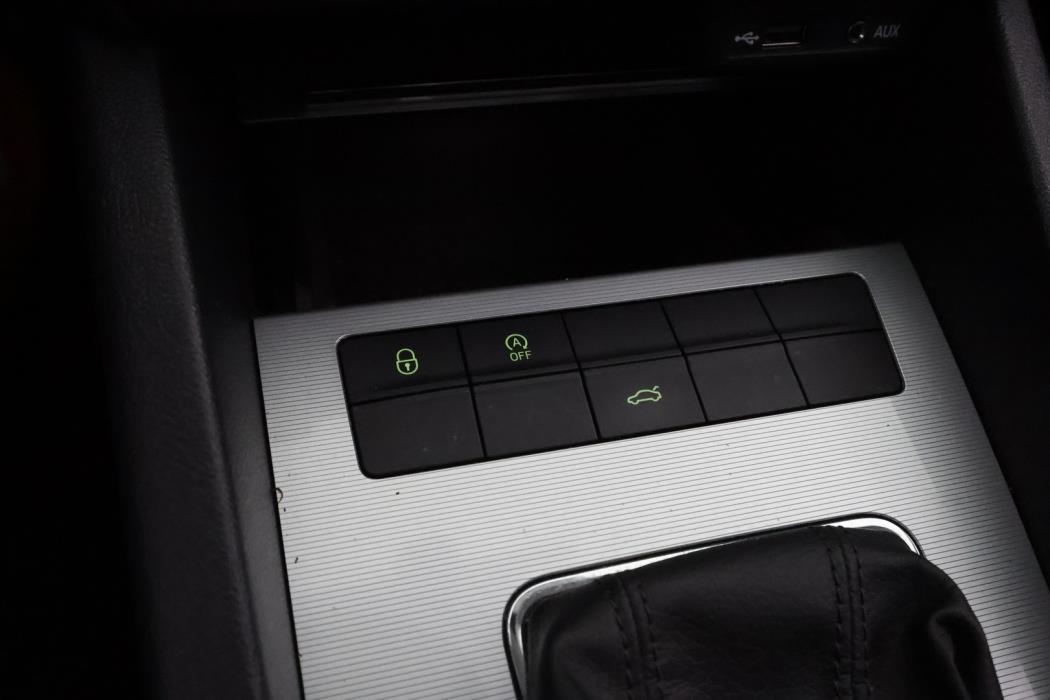 SKODA Octavia 2015