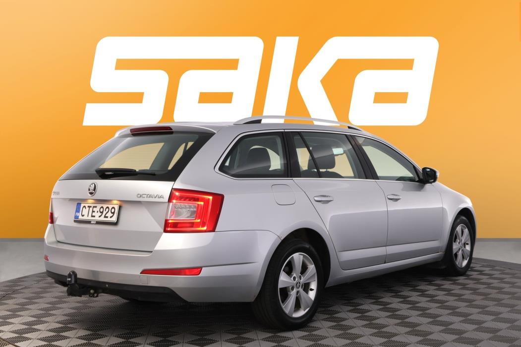 SKODA Octavia 2015