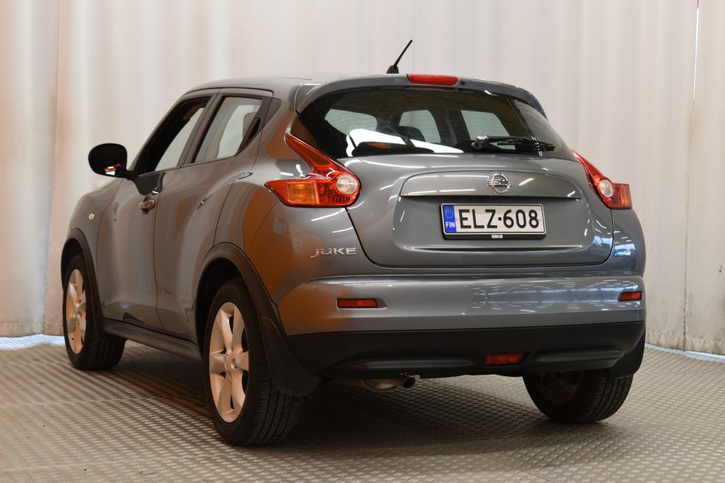 NISSAN Juke 2011