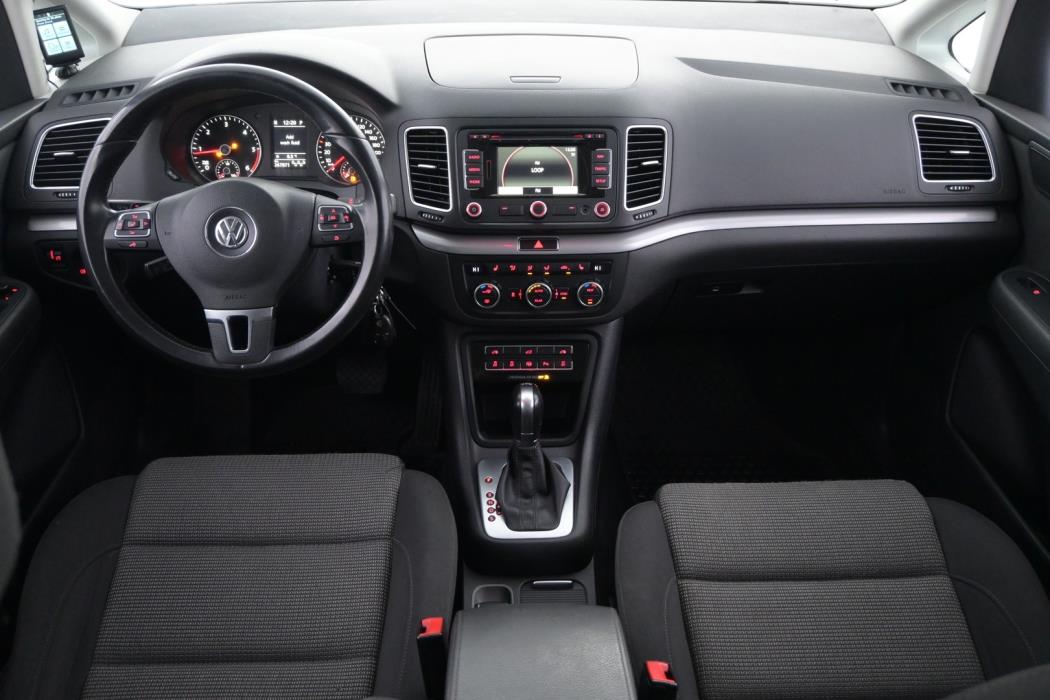 VOLKSWAGEN Sharan 2014