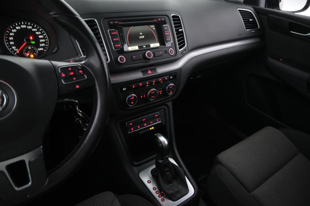 VOLKSWAGEN Sharan 2014