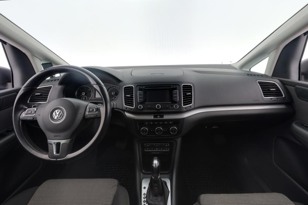 VOLKSWAGEN Sharan 2014