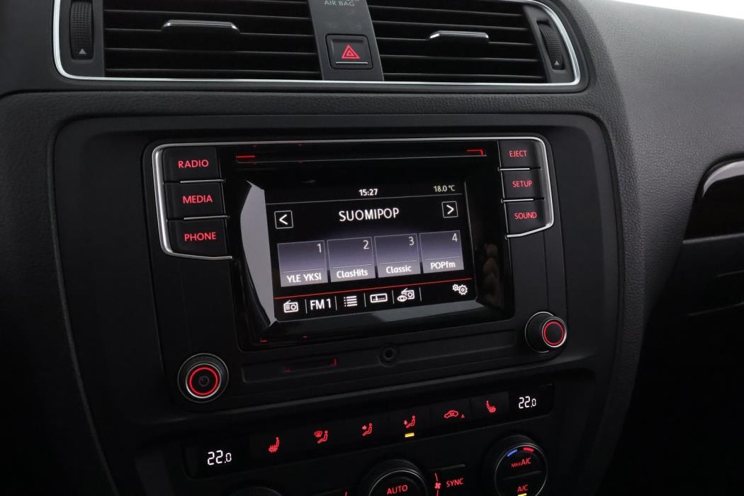 VOLKSWAGEN Jetta 2016