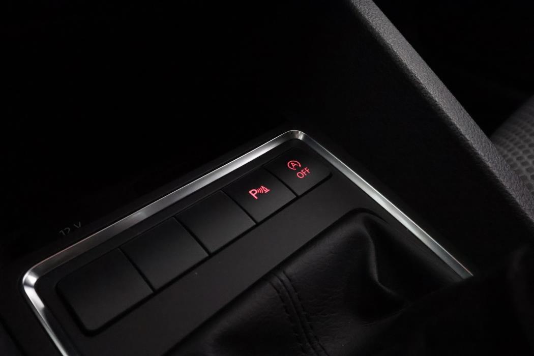 VOLKSWAGEN Jetta 2016